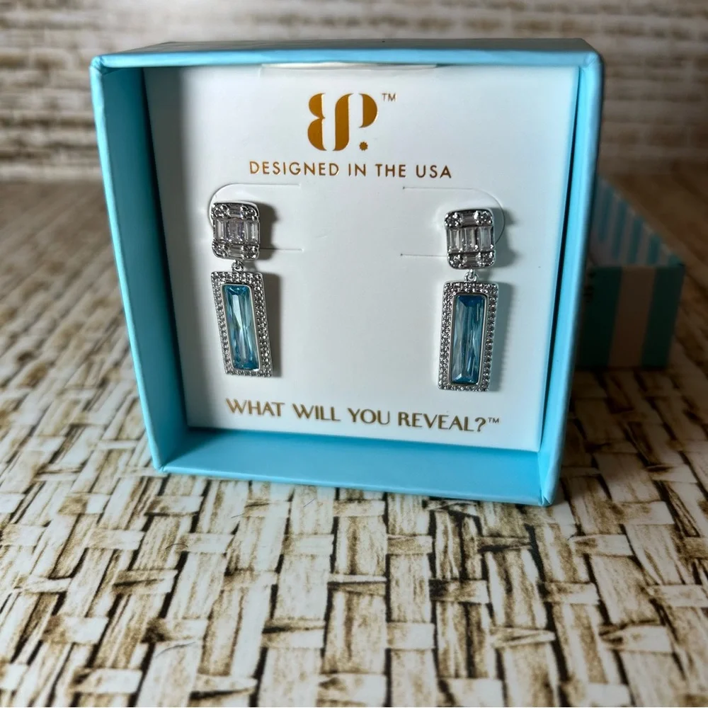 🐾 Be The Light 🐾 - Picture 3 of 6